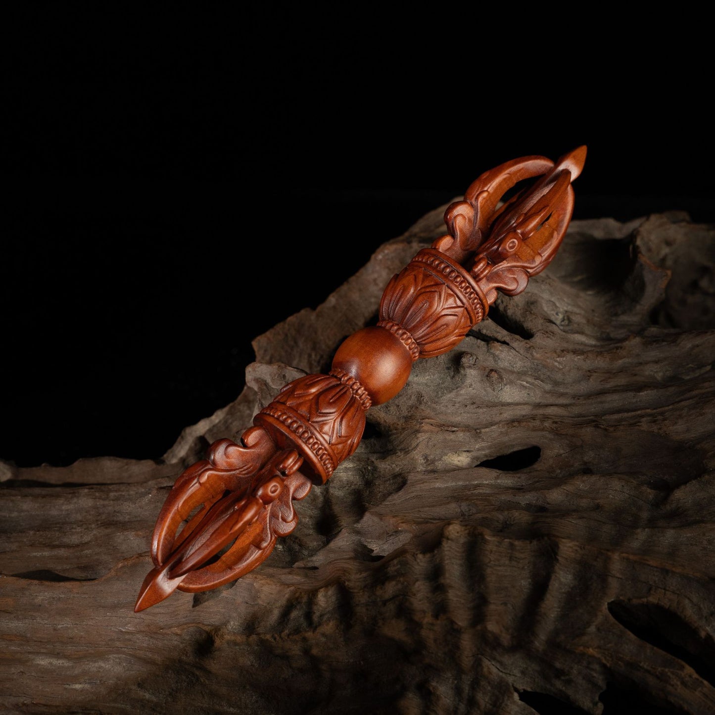 Lightning strike jujube wood demon slaying pestle ornament, diamond pestle, Tibetan Buddhist artifact finely carved