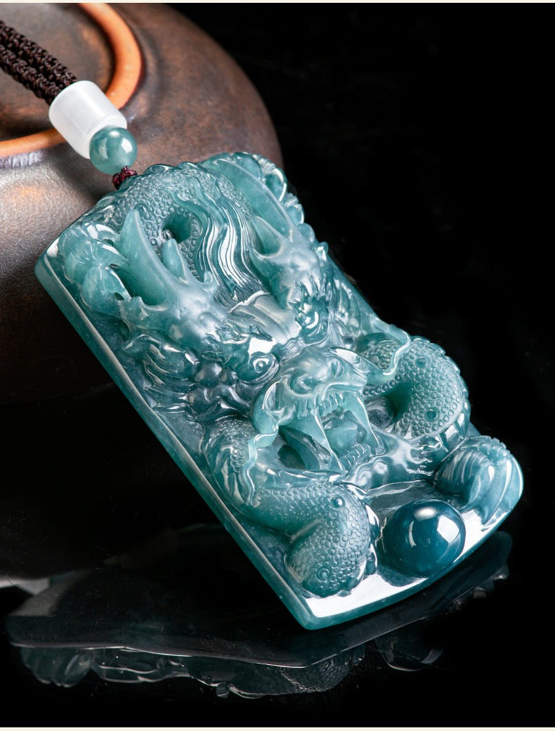 (Unique) Natural jadeite three-dimensional domineering dragon king pendant carved by a famous master