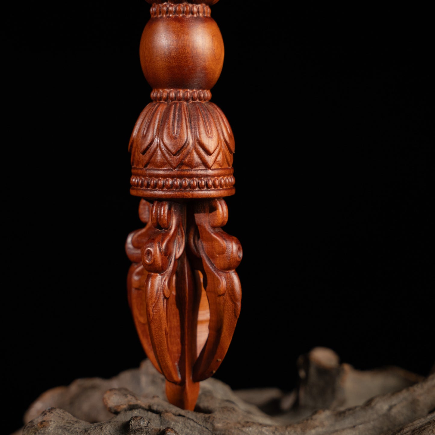 Lightning strike jujube wood demon slaying pestle ornament, diamond pestle, Tibetan Buddhist artifact finely carved